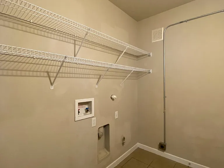 2132 Palenque Dr SE — Photo 27
