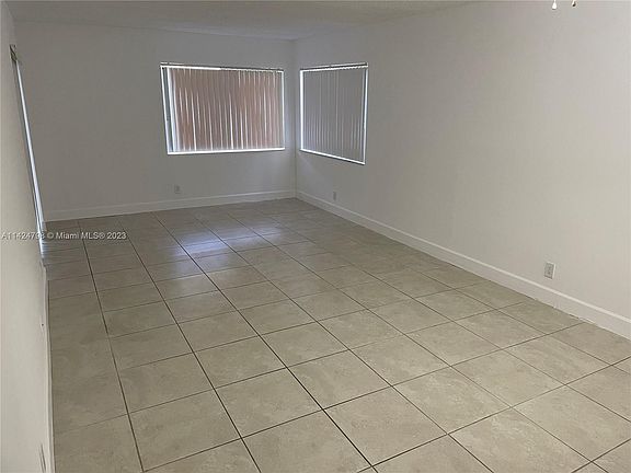 5th image of 161 Lakeview Dr #161