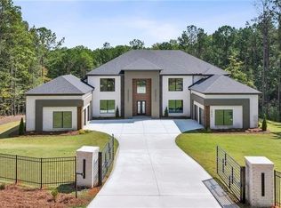 2843 N Bogan Rd, Buford, GA 30519