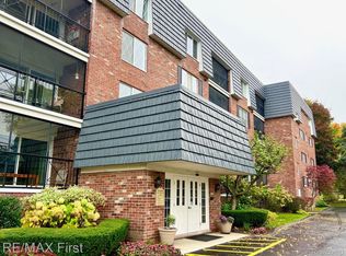 3439 Benjamin Ave APT 221, Royal Oak, MI 48073