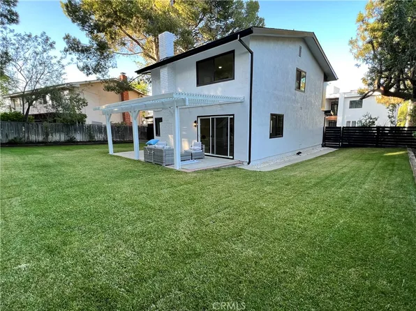 7325 Hyannis Dr, West Hills, CA 91307