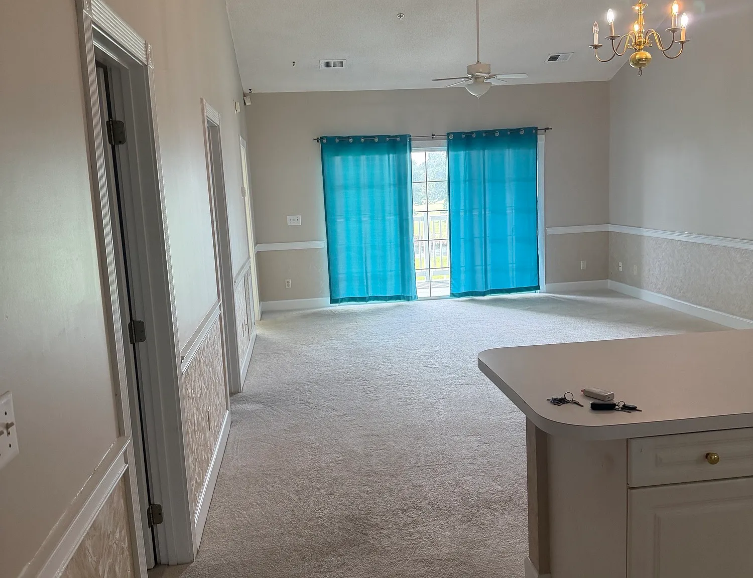 2 bed, 1200 sqft, $1,250 — Photo 4
