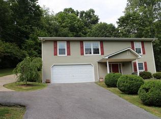 10461 Oak Grove Rd, Bristol, VA 24202