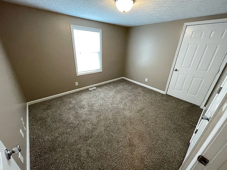 2274 Hempridge Rd — Photo 15
