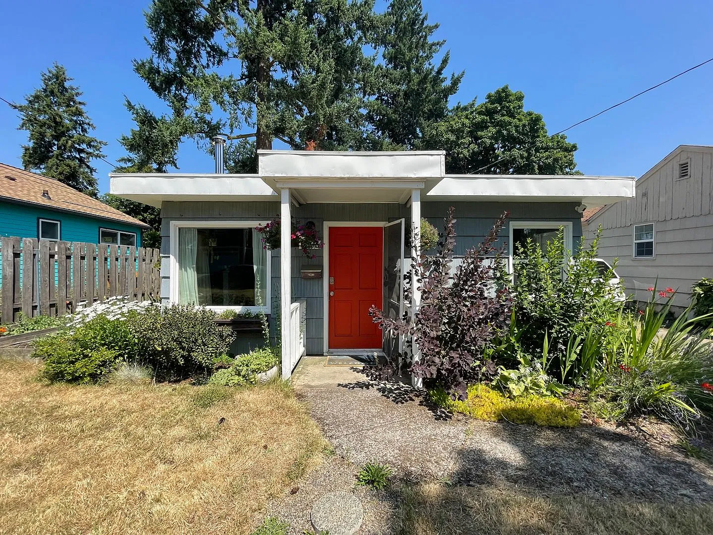 2Bd/1Ba Brentwood-Darlington neighborhood in SE ~ Large Yard and Washer/Dryer Included — Photo 1
