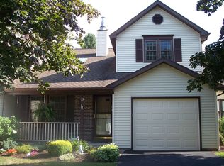 33 Pumpkin Hl, Rochester, NY 14624