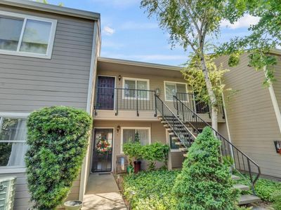9101 Newhall Dr APT 2, Sacramento, CA, 95826
