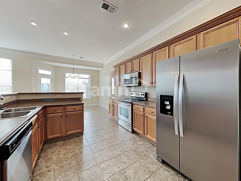 375 Vaiden Ridge Dr N — Photo 4