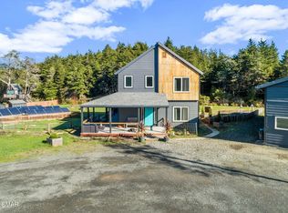 31120 Thomas Ln, Fort Bragg, CA 95437