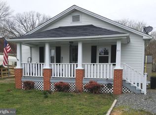 211 2nd St, Colonial Beach, VA 22443