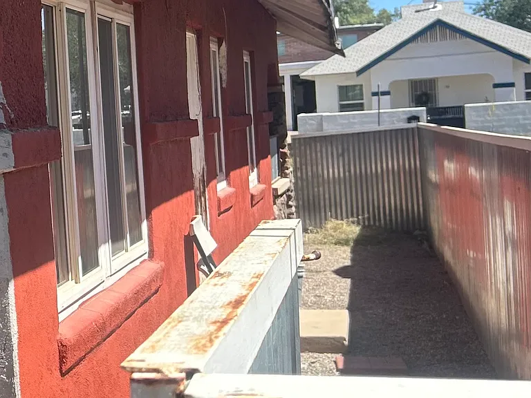 133 N Euclid Ave #133 — Photo 2