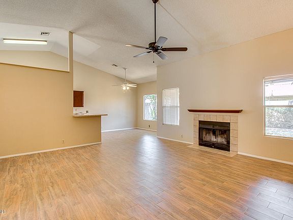 4th image of 6334 W Ironwood Dr