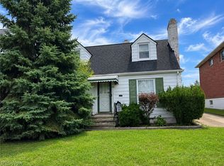 11102 Park Heights Ave, Garfield Heights, OH 44125