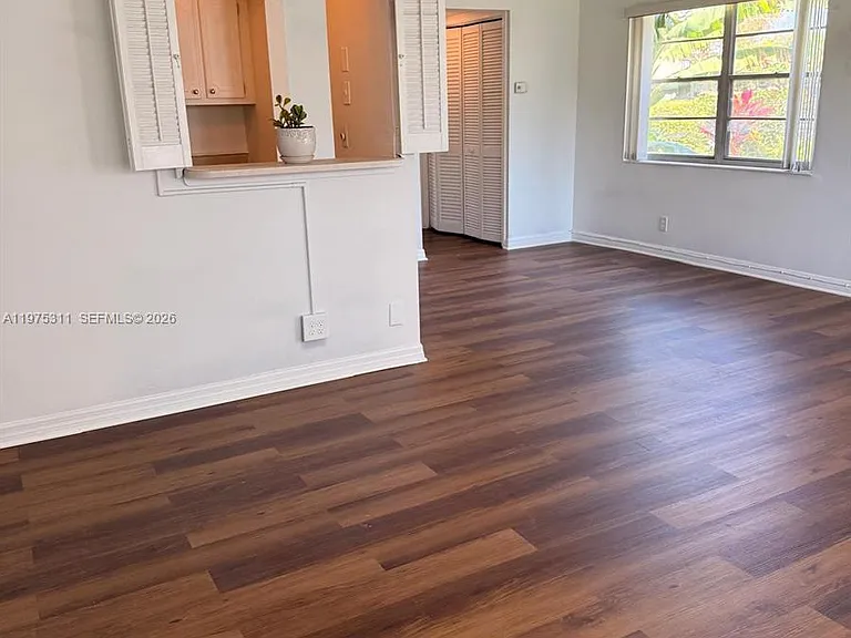 104 E Easthampton E #104 — Photo 4