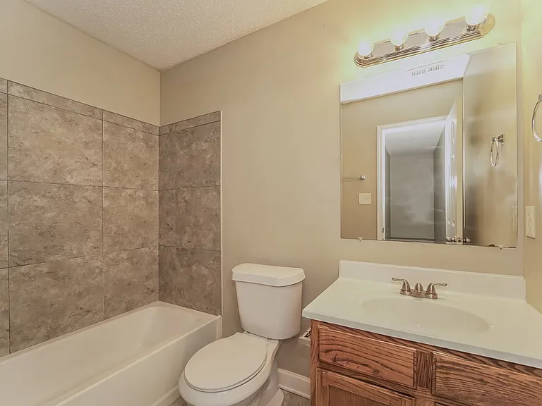 203 Kingville Dr — Photo 16