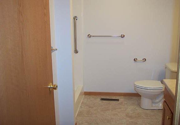 3rd image of 1115 E Monowau St APT 8