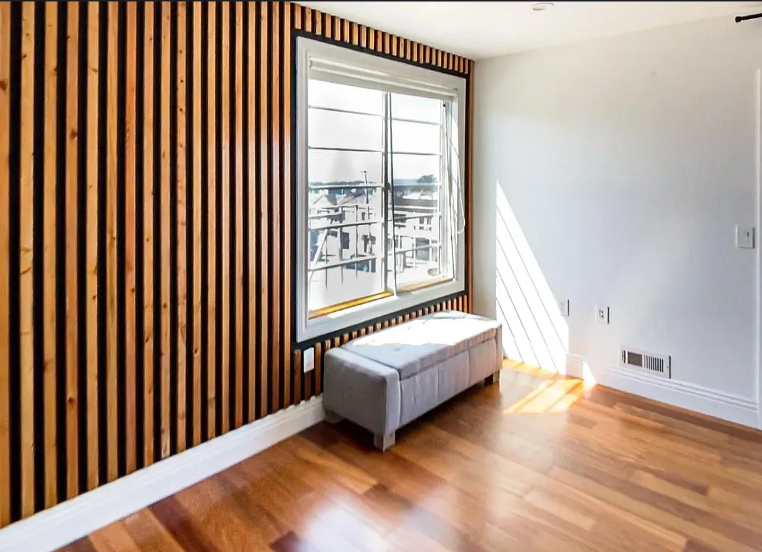 Studio, 300 sqft, $2,795 — Photo 3