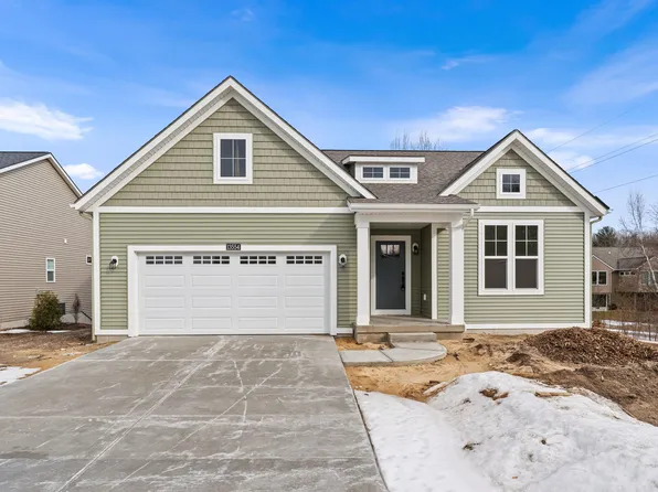 13554 Bowne Dr, Nunica, MI 49448