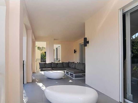 3rd image of 19114 Fisher Island Dr #19114