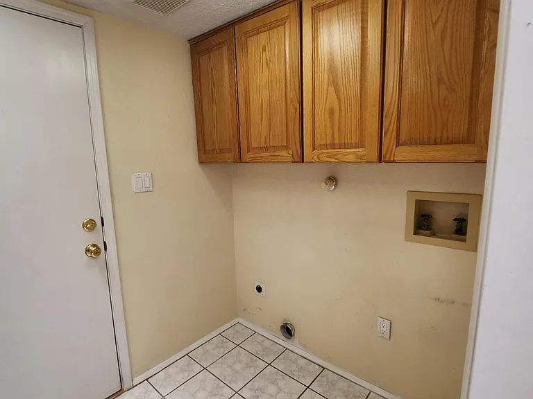 3821 Sunbird Dr NW — Photo 5