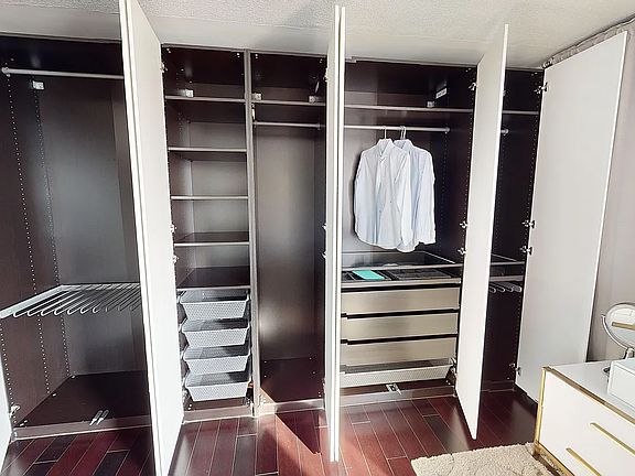 5th image of 1623 3rd Ave APT 36J
