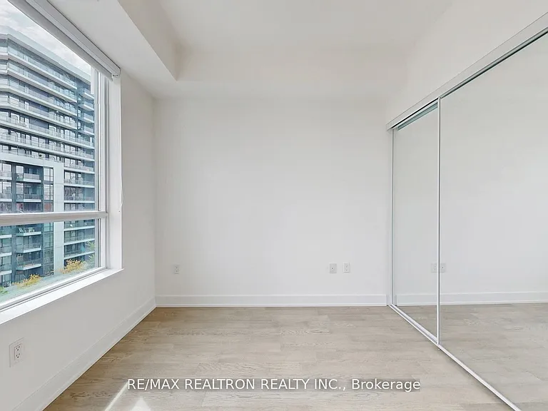 2 Teagarden Ct #705 — Photo 15