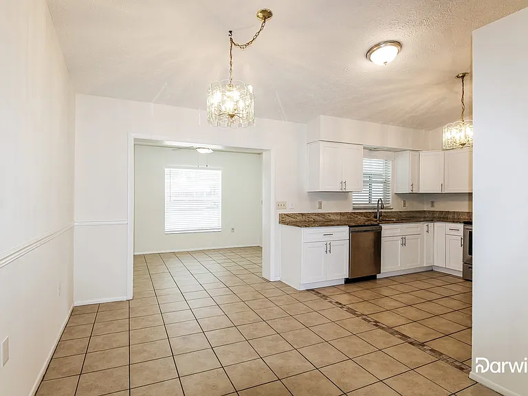 5411 Abagail Dr — Photo 8