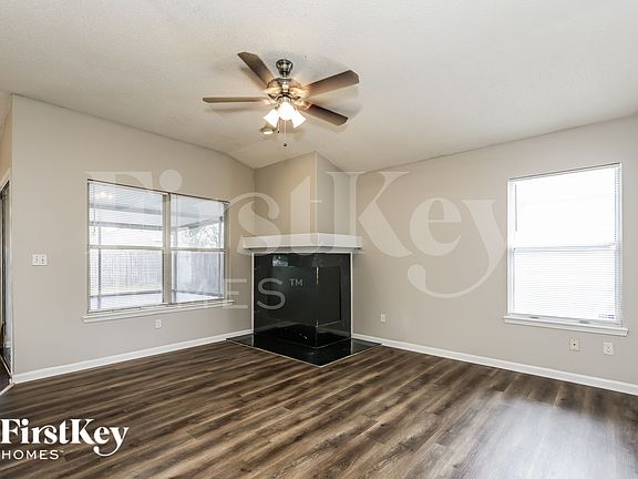 3rd image of 12365 Mastin Cove Rd