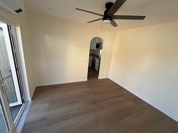4th image of 3608 Wilshire Ter #B