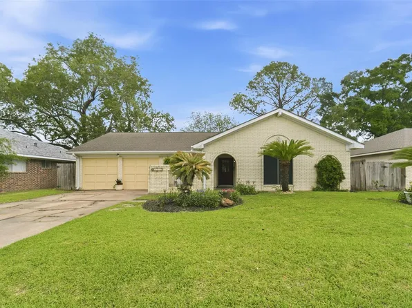 5007 Plum St, Pearland, TX 77581