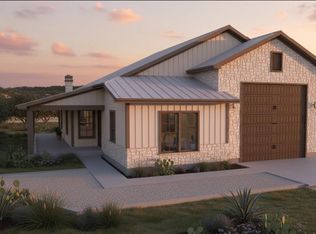 168 Resort Ct, Fredericksburg, TX 78624