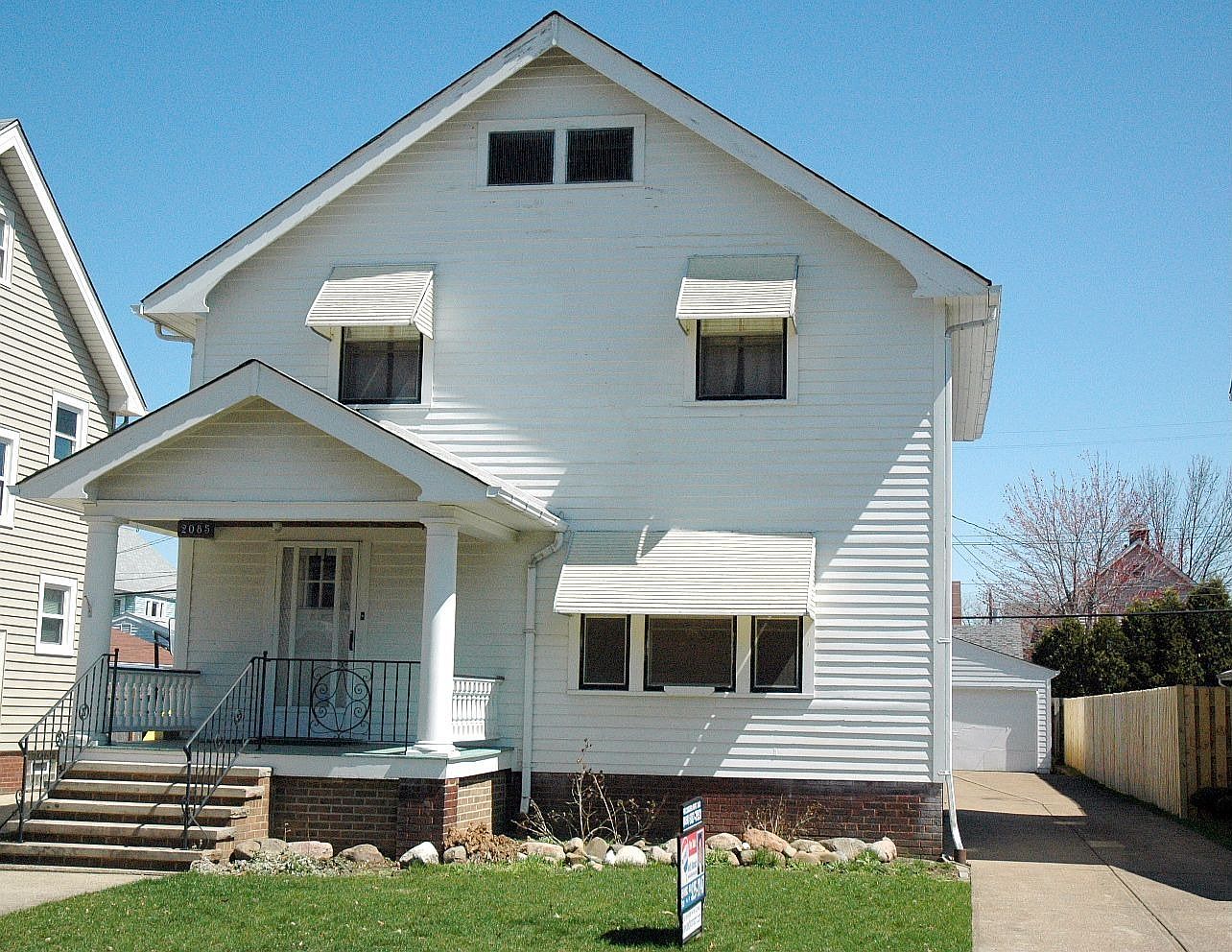 2085 Brown Rd, Lakewood, OH 44107 Zillow