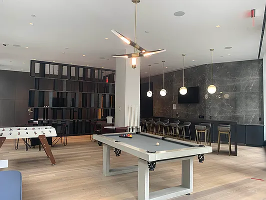 Rented by Winzone Realty Inc | media 14