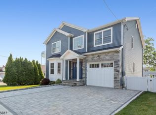 3 Rose St, Wood Ridge, NJ 07075