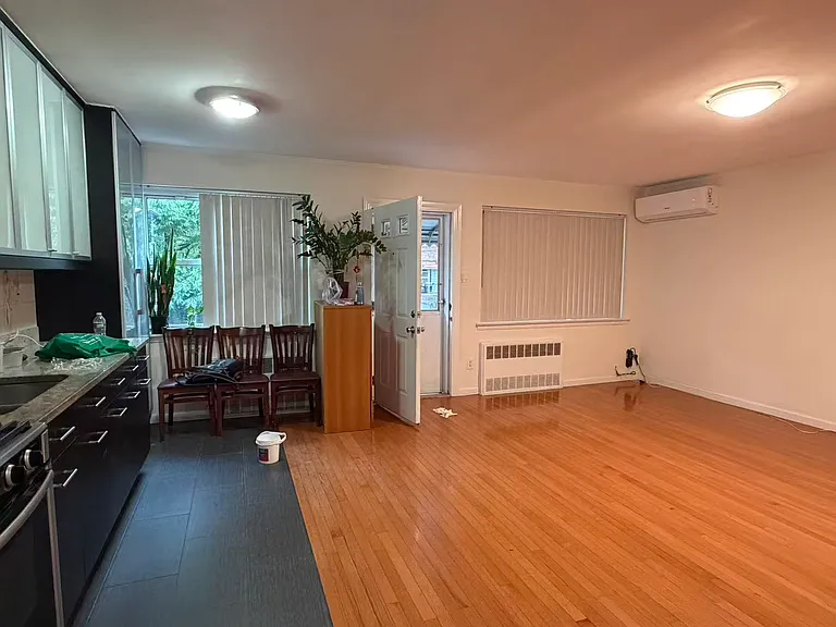 176 Bay 43 St #2 — Photo 12