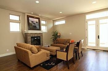 2nd image of 511 E Asbury Ave