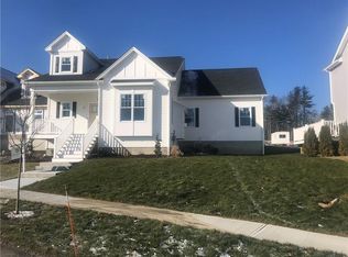 38 Brighton Ln, North Kingstown, RI 02852