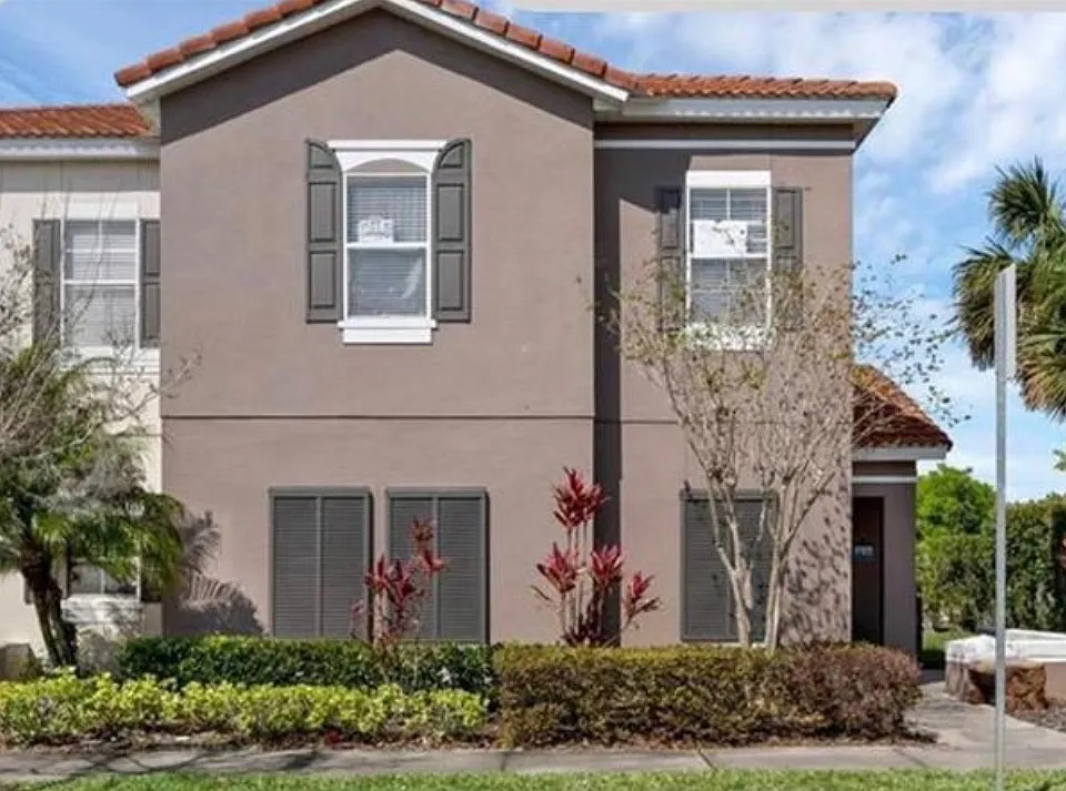 4551 Ada Ln