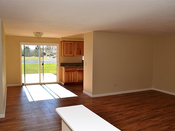 5th image of 1389 Jobs Peak Dr