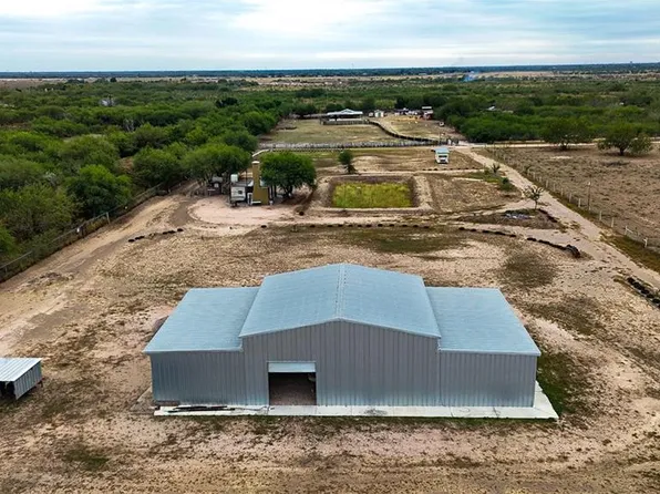 Runway Dr, Mission, TX 78573