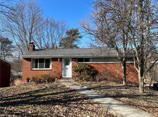 300 Alpine Village Dr, Monroeville, PA