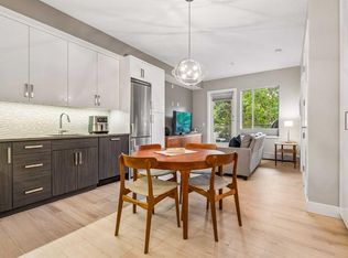 1521 N 26th Ave SW #210, Calgary, AB T2T 1C4