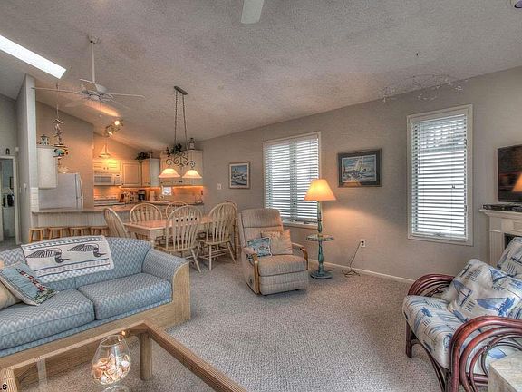 4th image of 3305 Landis Ave #S