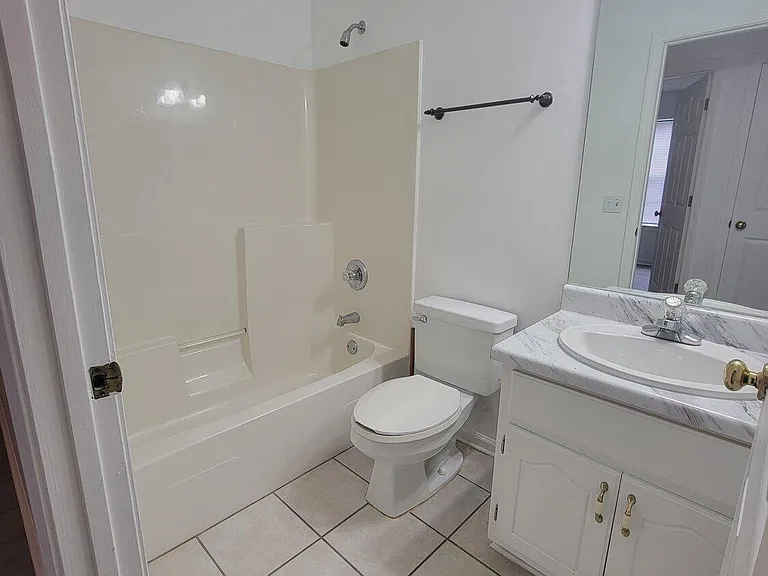 1609 Vecuna Cir — Photo 11