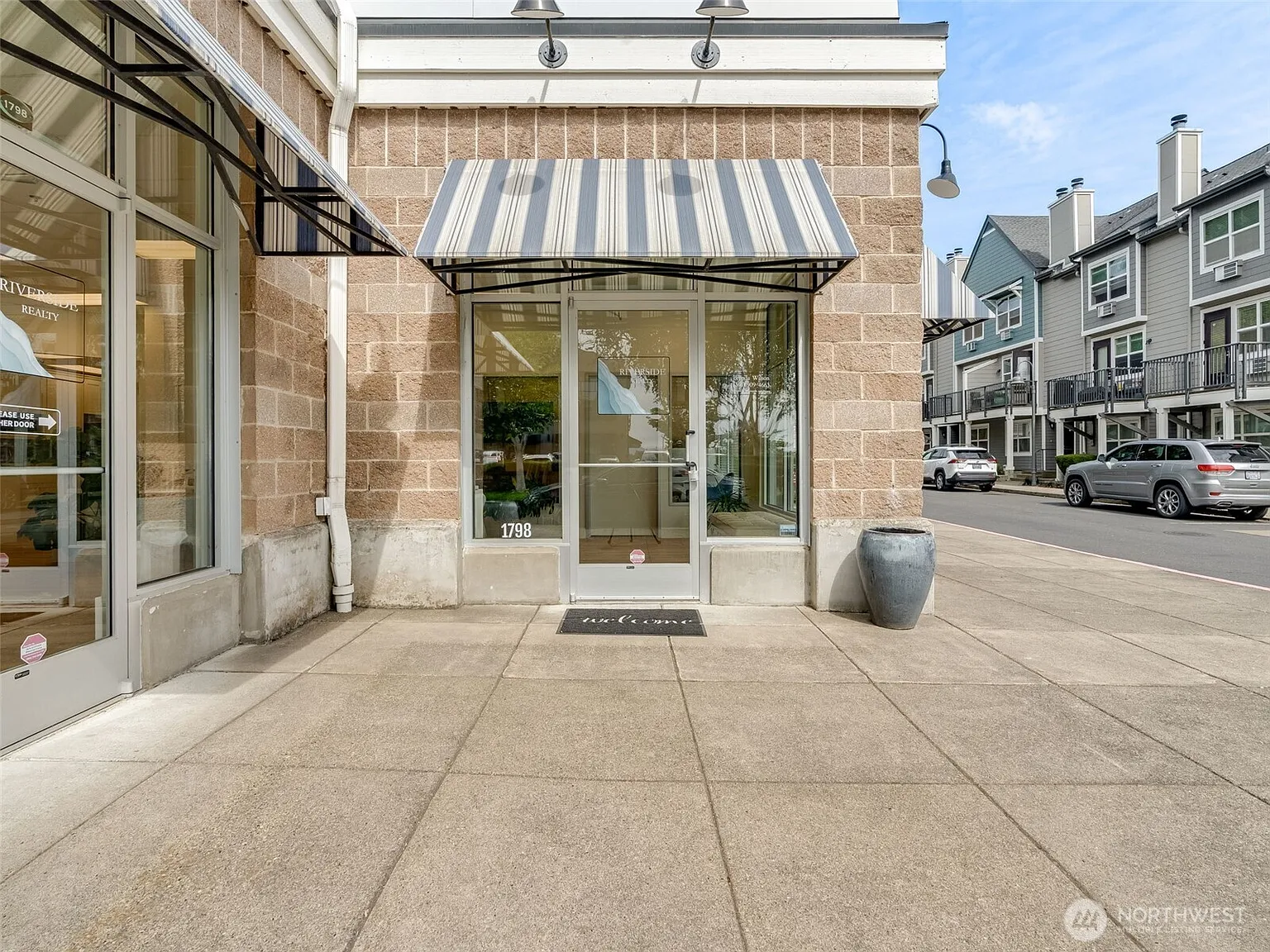 Studio, $2,500 — Photo 4