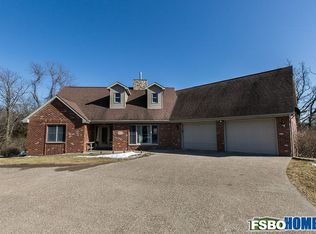 3554 Echo Hills Dr, Bellevue, IA 52031