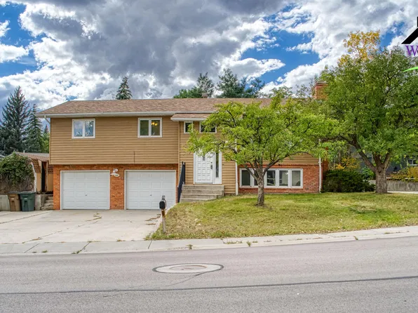 404 Prairieview Dr, Gillette, WY 82716