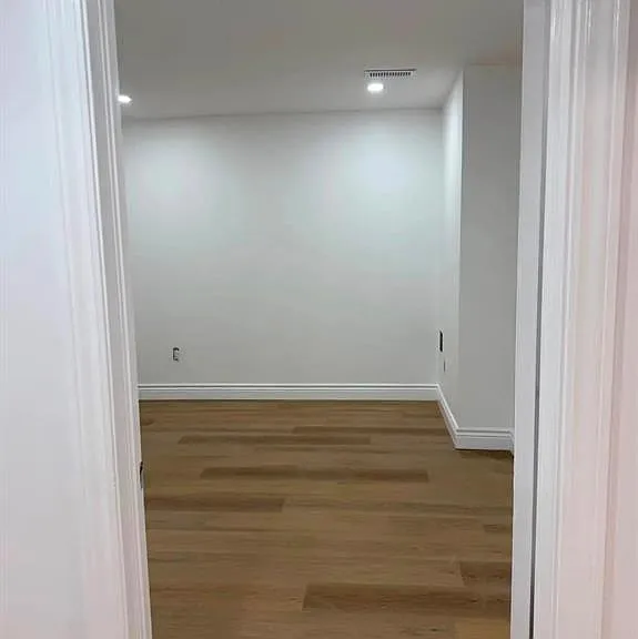 3418 Deerbrook Dr #LOWER — Photo 5