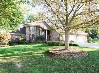 898 Richart Ln, Greenwood, IN 46142