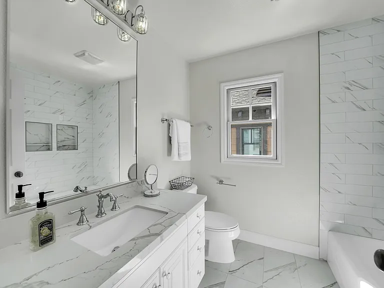 2672 Bungalow Pl — Photo 25